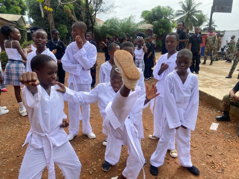 438949793_428112103199646_3792825827588047980_n